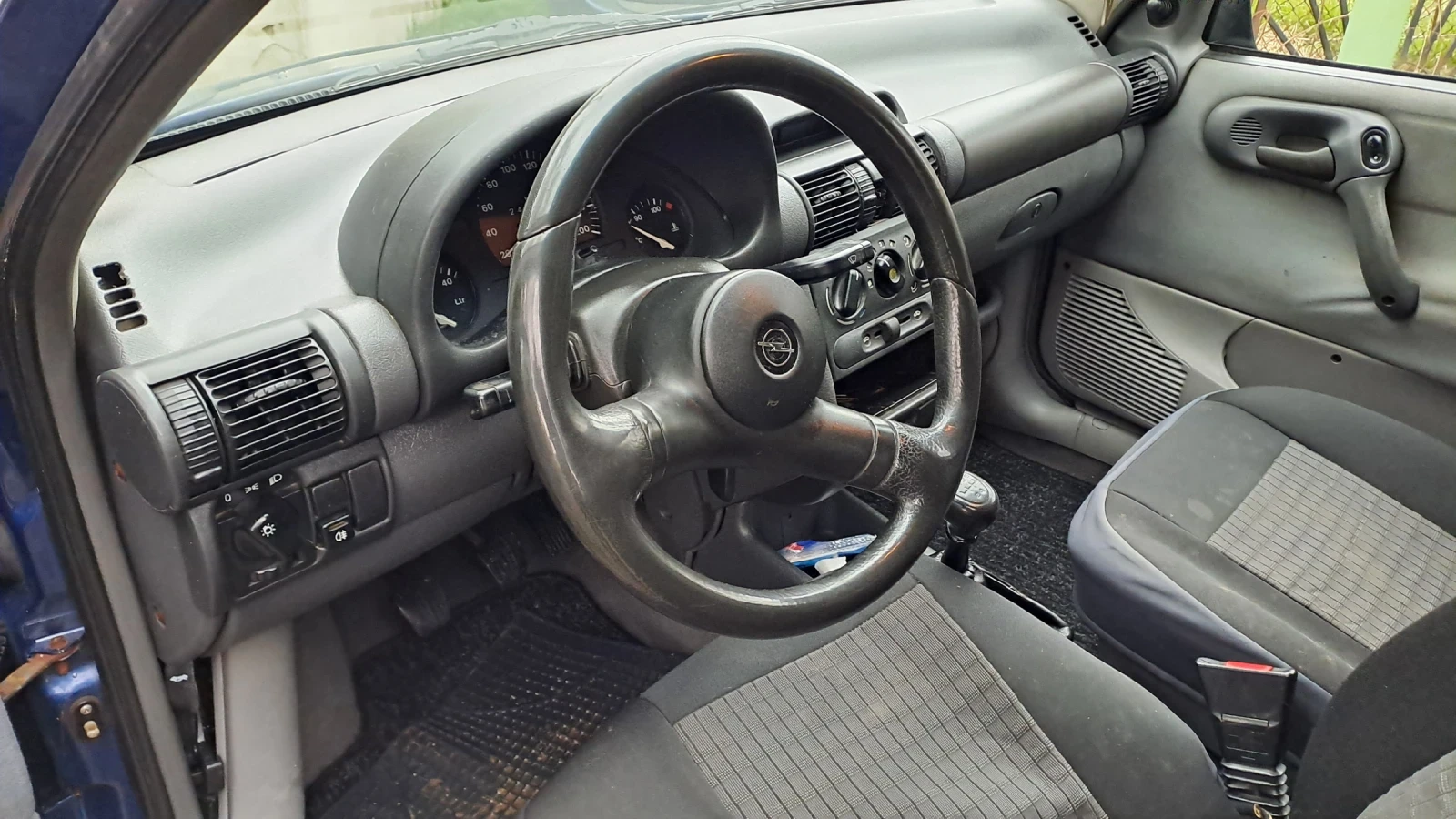 Opel Corsa  - изображение 6