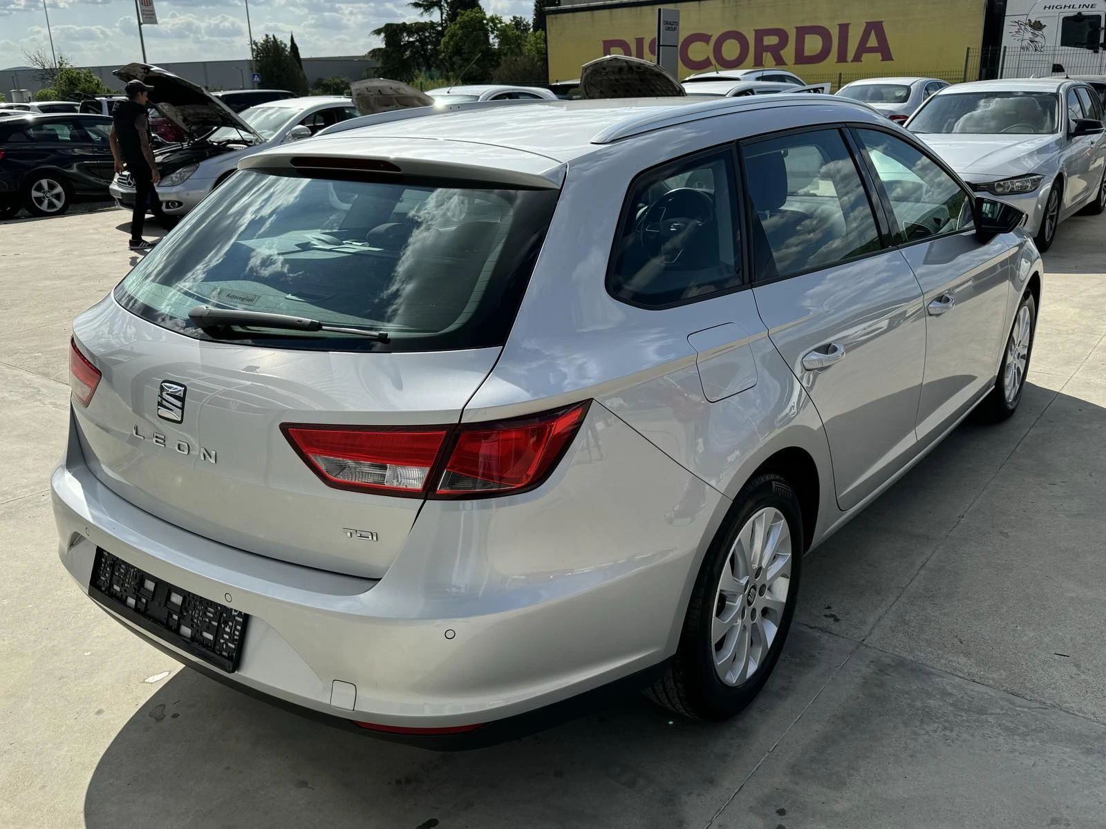 Seat Leon 1.6* 110ps* АВТОМАТ* НАВИ* ПАРКТРОНИК*  - изображение 5