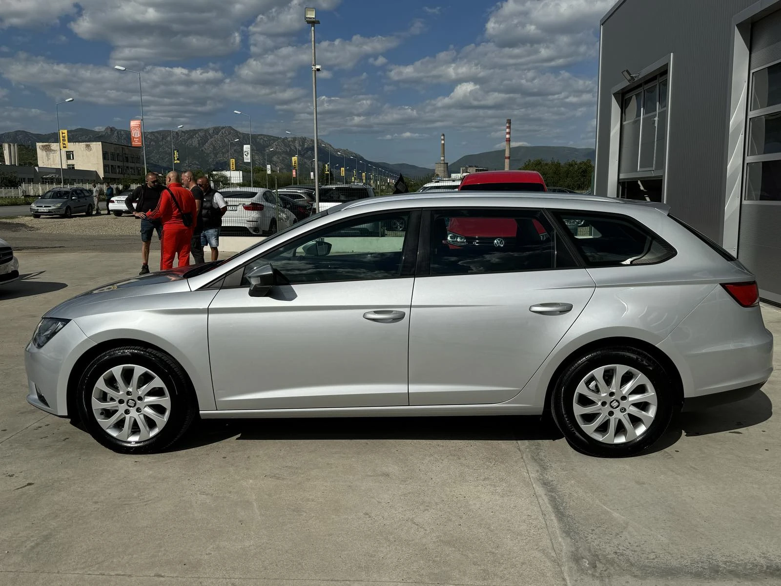 Seat Leon 1.6* 110ps* АВТОМАТ* НАВИ* ПАРКТРОНИК*  - изображение 2