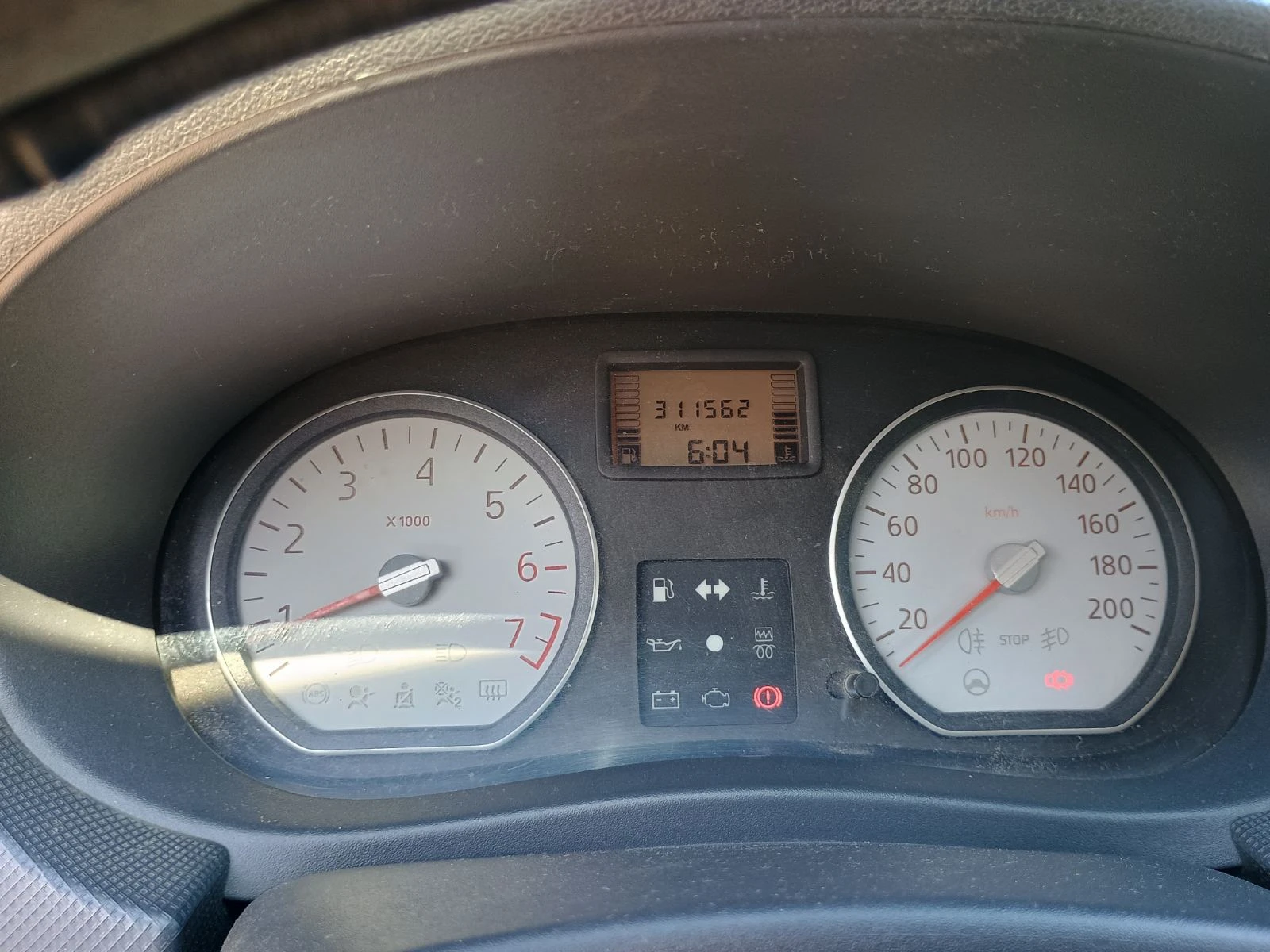 Dacia Sandero 1.4 Бензин/Газ - изображение 3