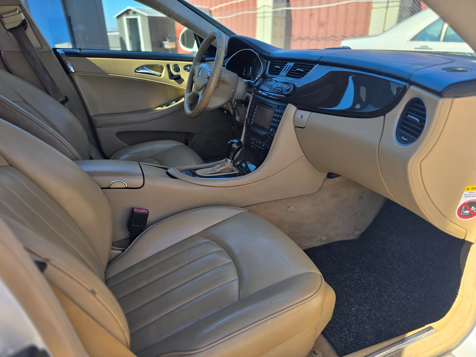 Mercedes-Benz CLS 320  - изображение 9