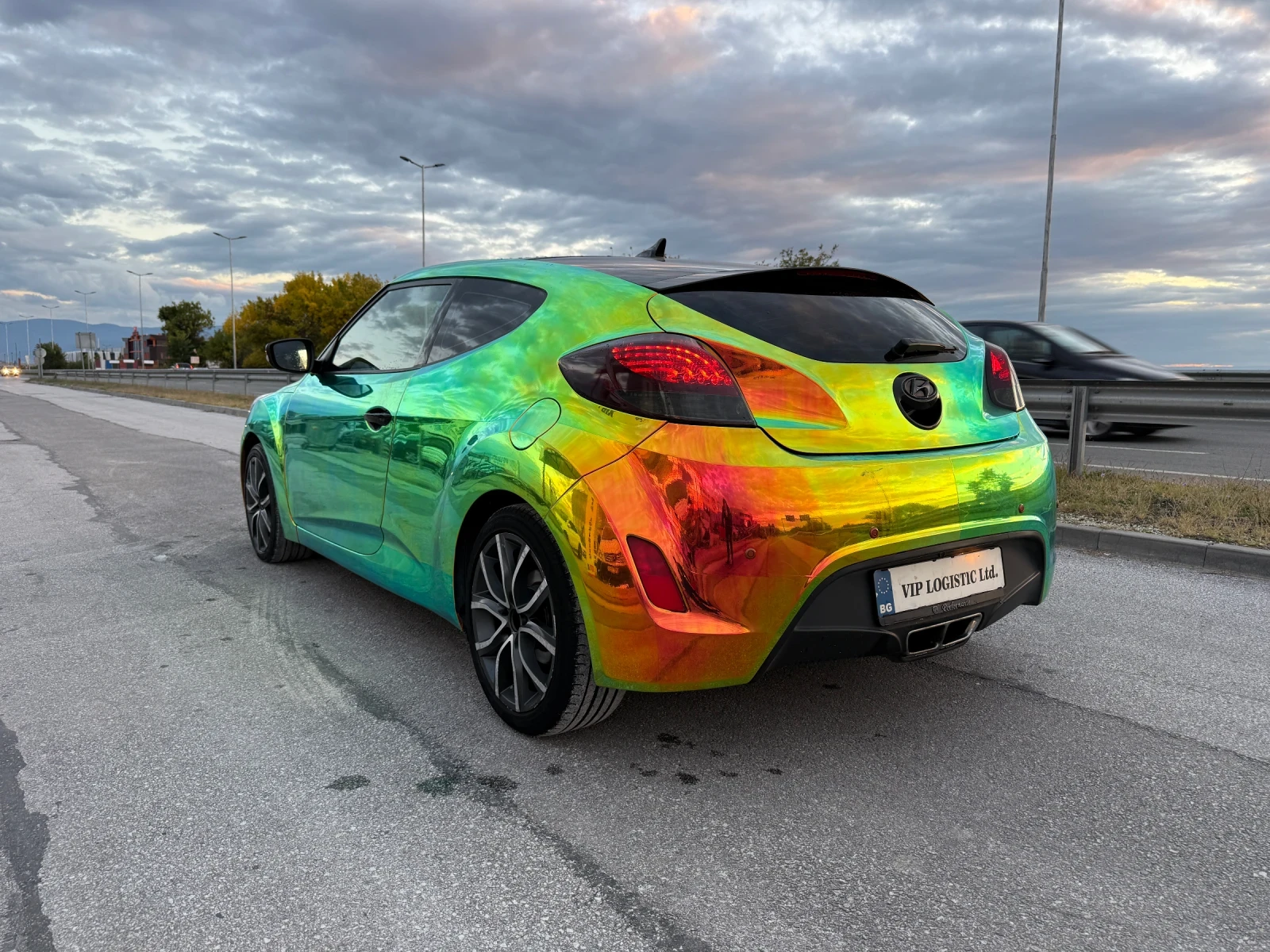 Hyundai Veloster  1.6T* 200кс* GRAND PRIX* РЕГИСТРАЦИЯ* ГАЗ* ТОП* *  - изображение 8