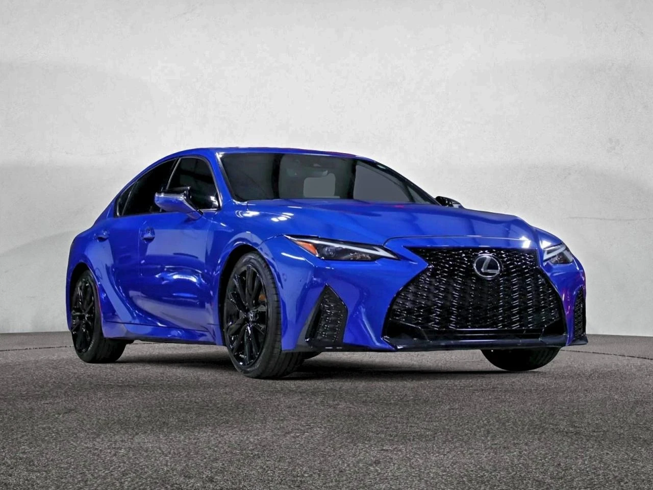 Lexus IS 350 F-Sport 3.5 RWD CARPLAY ПЕРА PANO ОБДУХВАНЕ - изображение 2