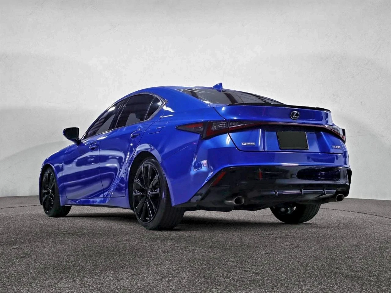 Lexus IS 350 F-Sport 3.5 RWD CARPLAY ПЕРА PANO ОБДУХВАНЕ - изображение 3