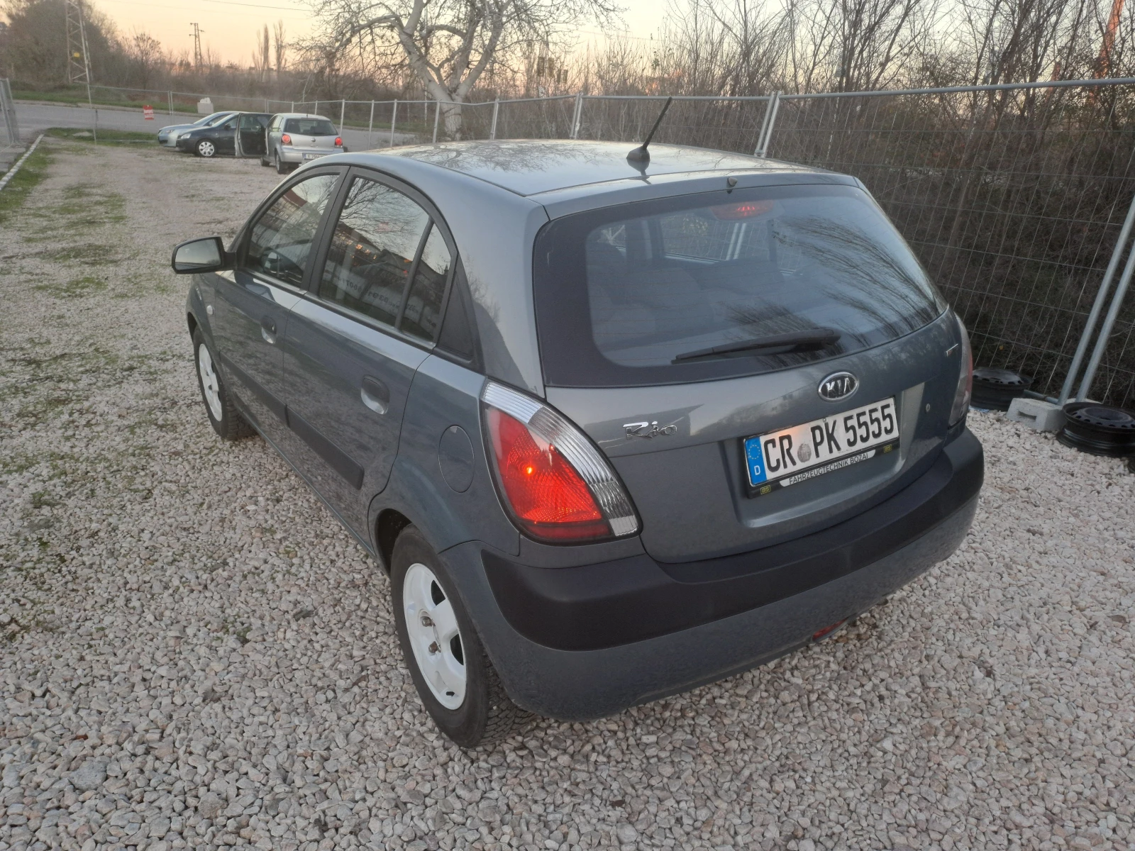 Kia Rio 1.4iKLIMA, NAVIGATOR  - изображение 3