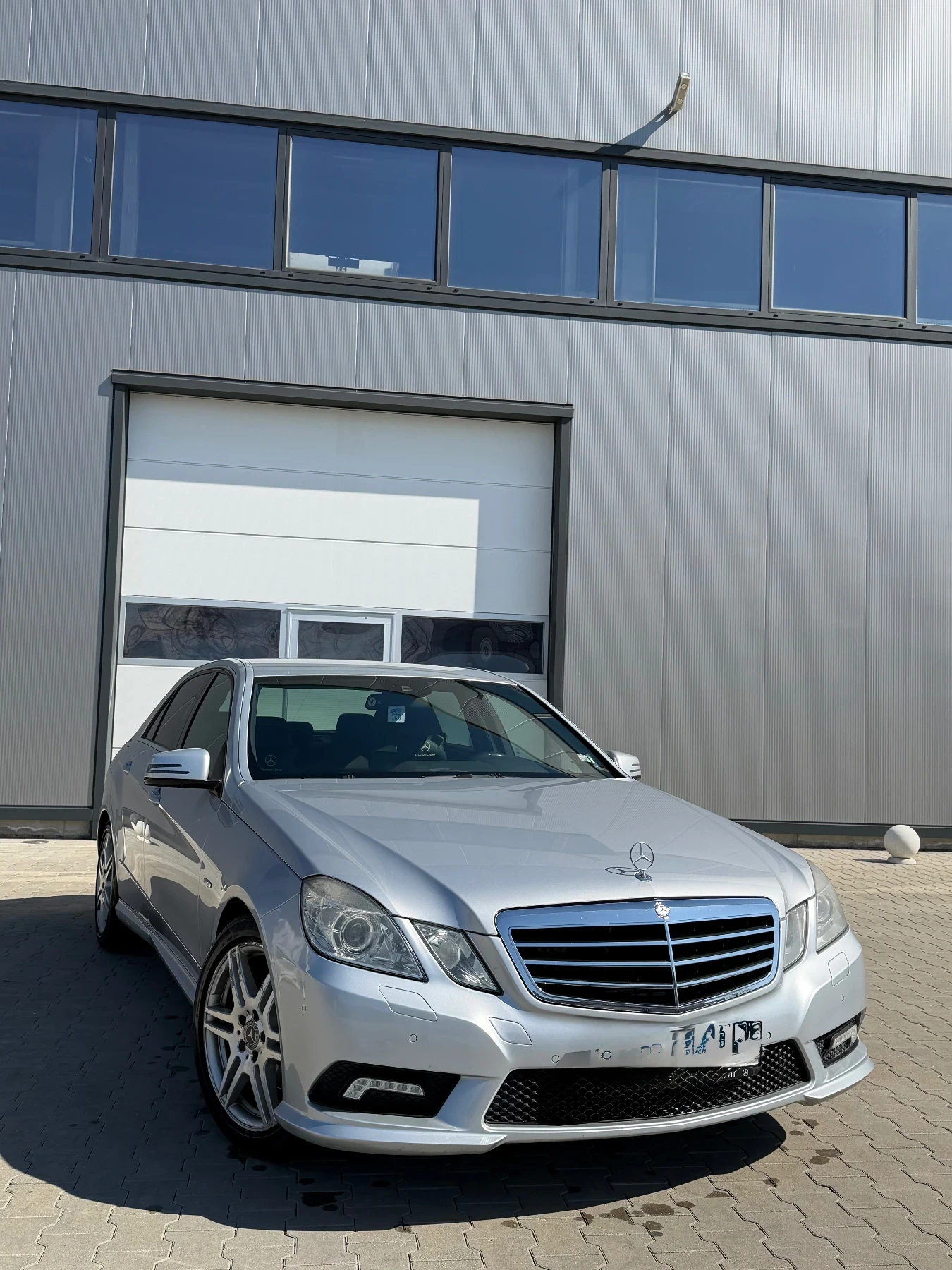 Mercedes-Benz E 350, снимка 5 - Автомобили и джипове - 53782270