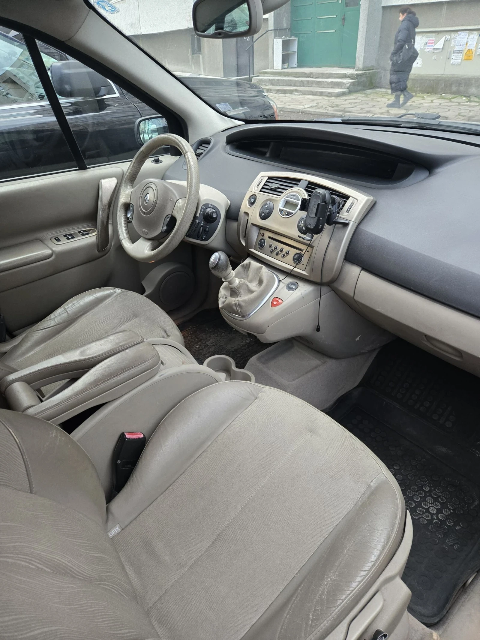 Renault Scenic, снимка 6 - Автомобили и джипове - 53906024