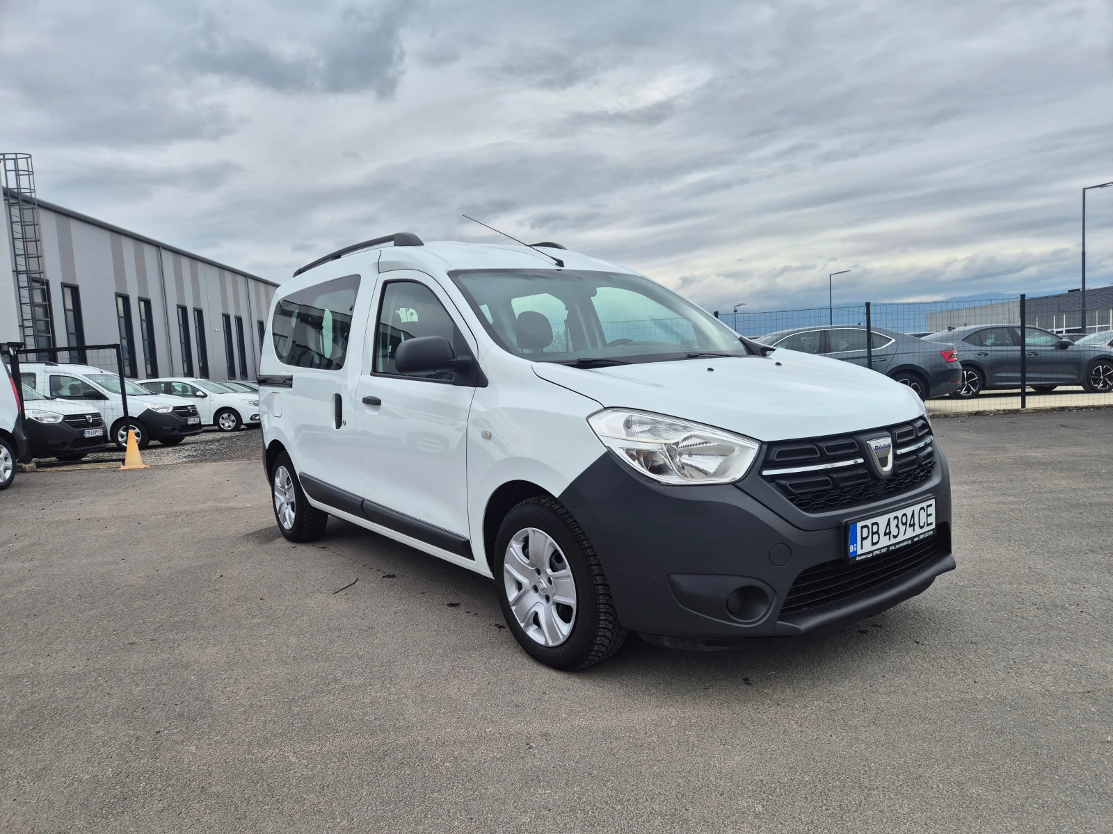 Dacia Dokker N1-M/T 1.5 DCI, снимка 7 - Автомобили и джипове - 53947482