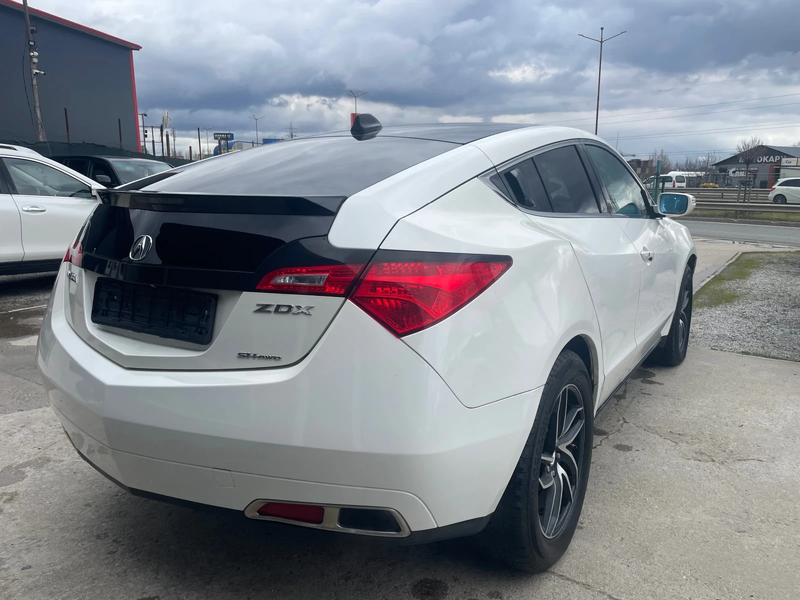 Acura ZDX 3.7 AWD Швейцария, снимка 5 - Автомобили и джипове - 54086906