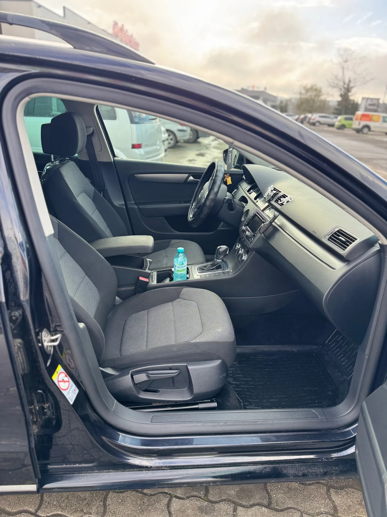 VW Passat Passat B7 2.0TDI 140ks DSG, снимка 6 - Автомобили и джипове - 54122460