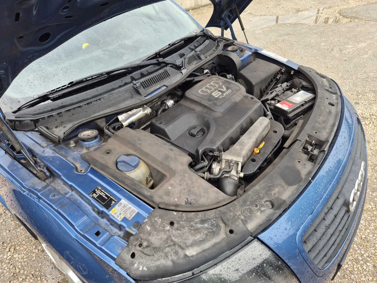 Audi Tt, снимка 8 - Автомобили и джипове - 54272162