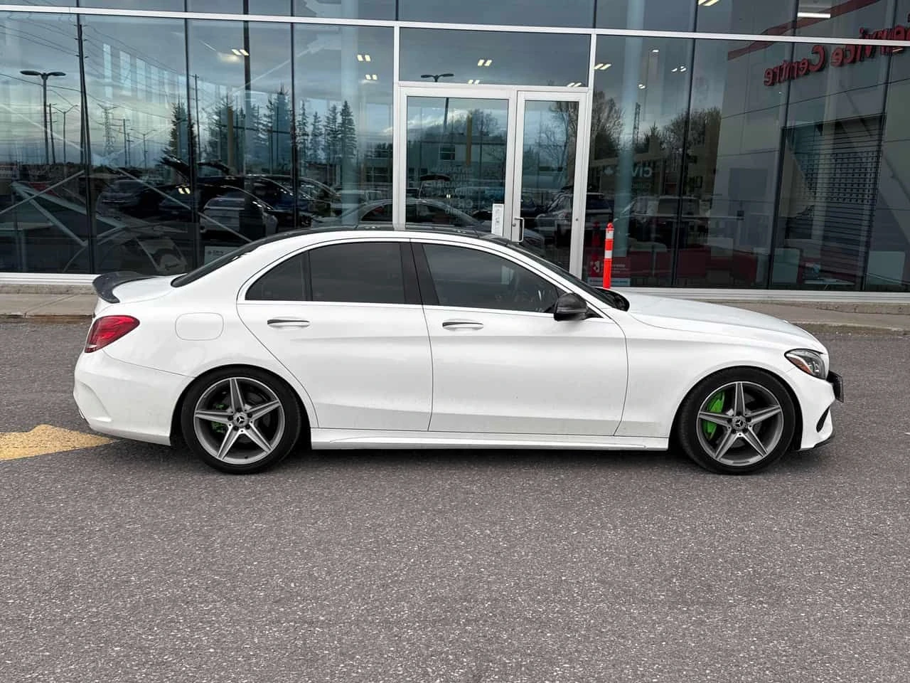 Mercedes-Benz C 300 | ПОДГРЕВ | ПАНОРАМА | CARFAX | , снимка 3 - Автомобили и джипове - 54385445