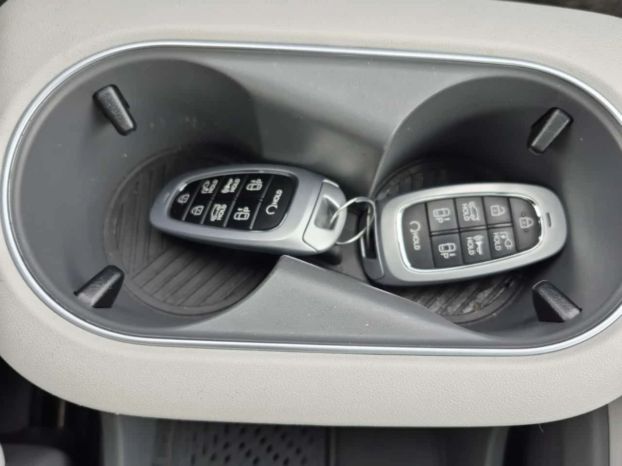 Hyundai Ioniq 5 PREFERRED / 360 / ГУМИ С ДЖАНТИ / АВТОКРЕДИТ, снимка 8 - Автомобили и джипове - 54906761