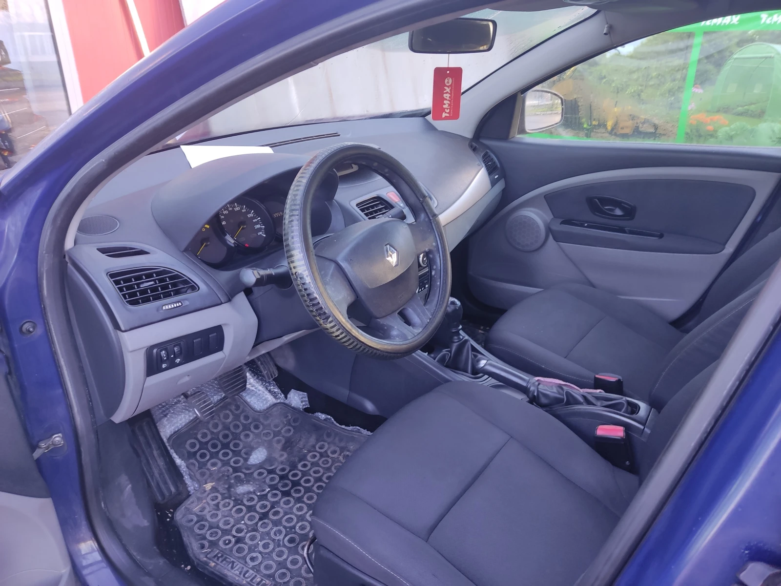 Renault Fluence, снимка 6 - Автомобили и джипове - 54916209