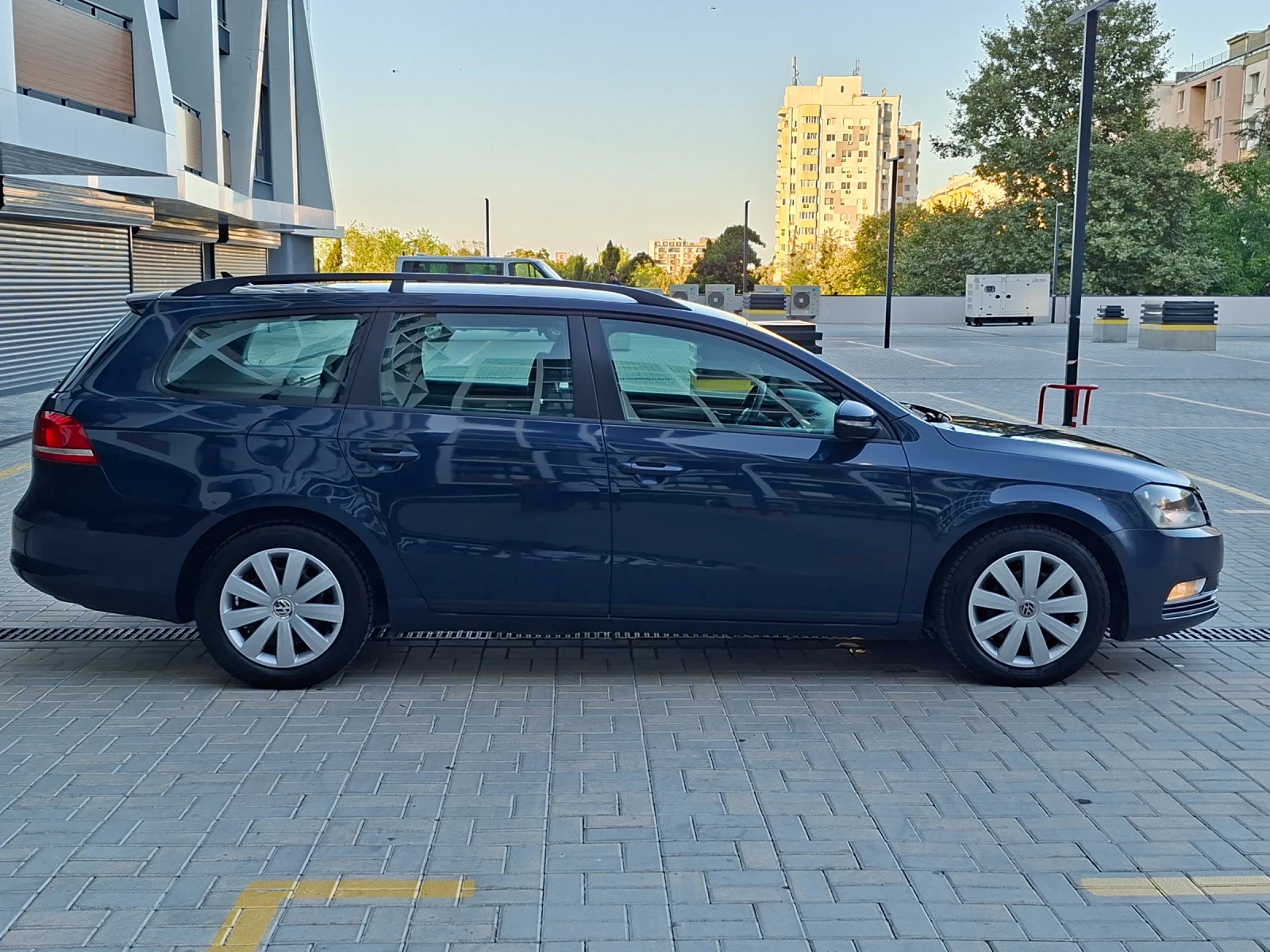VW Passat 2.0TDI AVTOMAT DSG, снимка 6 - Автомобили и джипове - 55897050