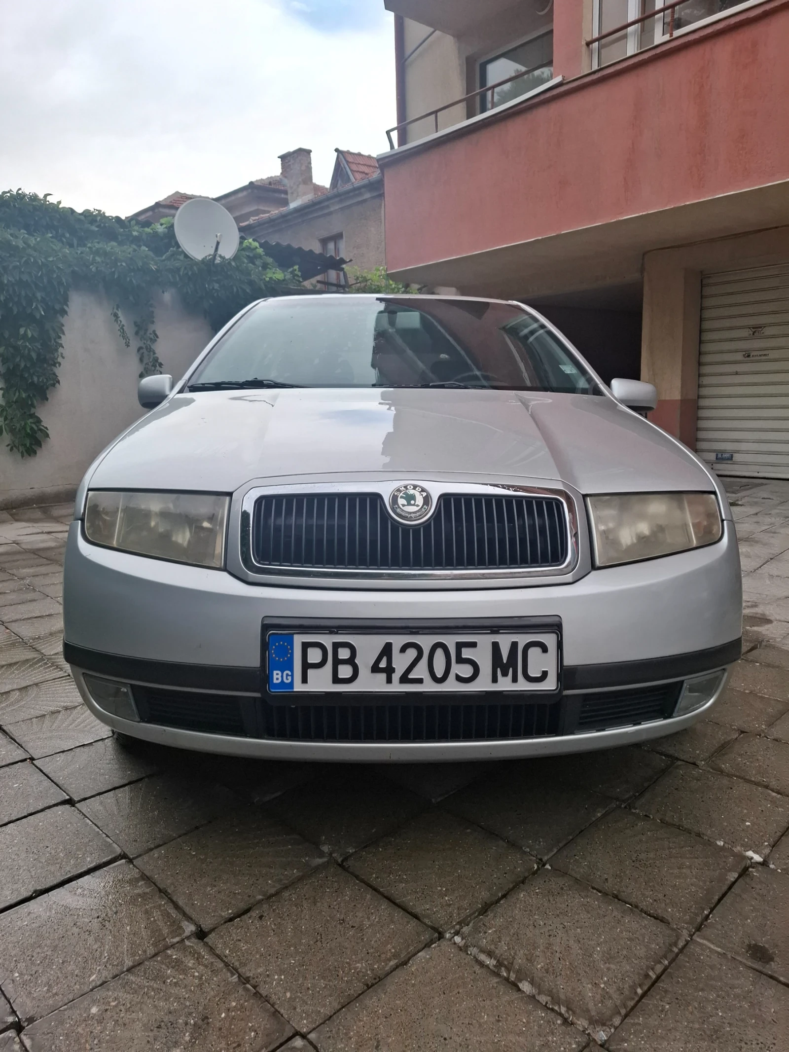 Skoda Fabia 1.4 MPI, снимка 2 - Автомобили и джипове - 56182580
