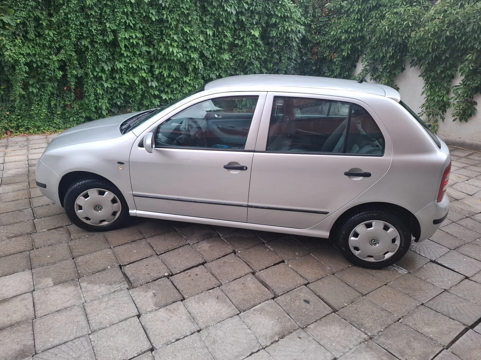 Skoda Fabia 1.4 MPI, снимка 15 - Автомобили и джипове - 56182580