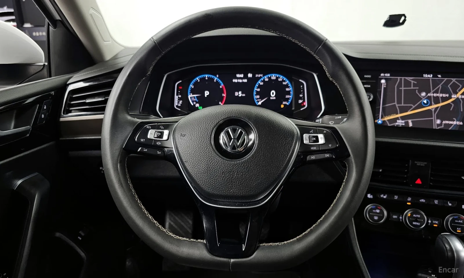 VW Jetta 1.4TSI\Дигитално табло\Подгреви, снимка 13 - Автомобили и джипове - 56199227