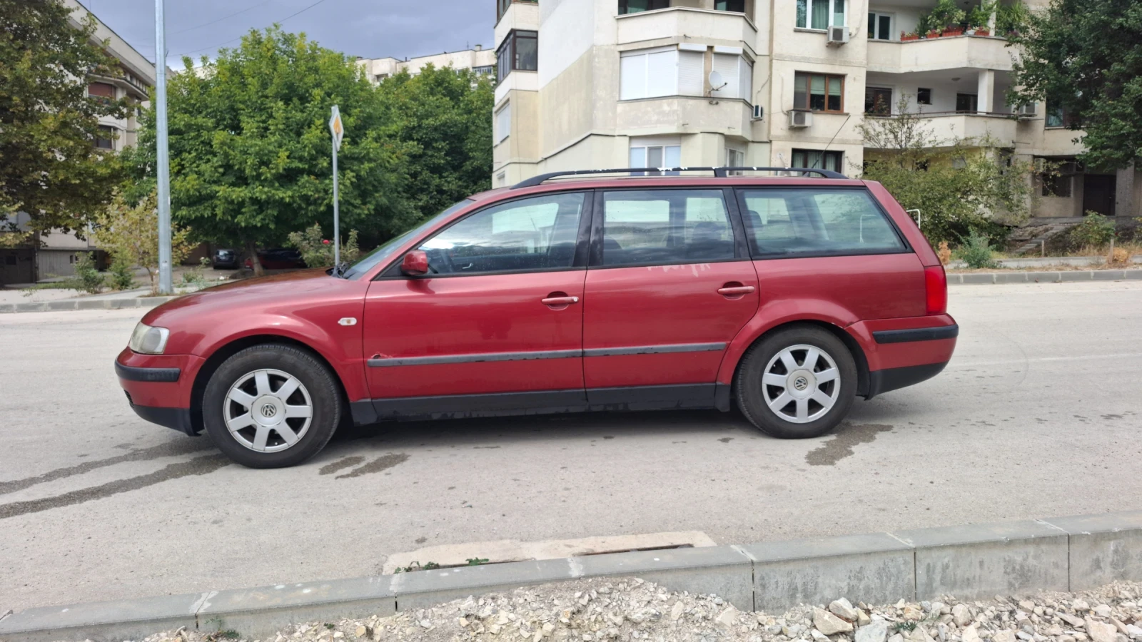 VW Passat 1.8i+ газ.инжекцион, снимка 6 - Автомобили и джипове - 56270542