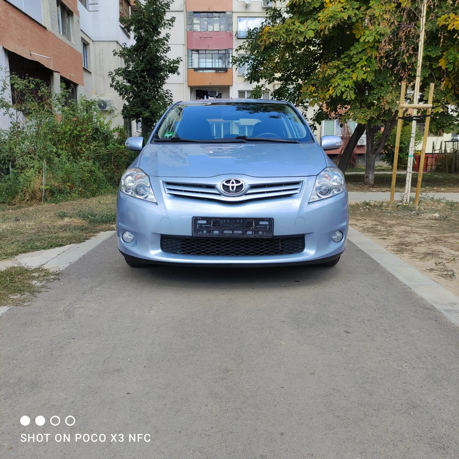 Toyota Auris, снимка 3 - Автомобили и джипове - 56296148