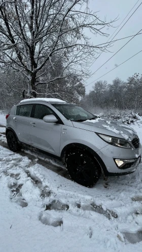 Kia Sportage 2.0 crdi, снимка 5