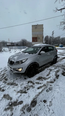 Kia Sportage 2.0 crdi, снимка 3