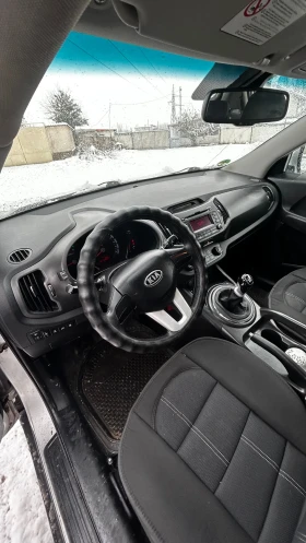 Kia Sportage 2.0 crdi, снимка 13