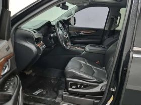Cadillac Escalade LUXURY| PANORAMA| 2 КЛЮЧА| CARFAX  - 34050 € / 66596.01 лв. - 50817499 8