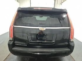 Cadillac Escalade LUXURY| PANORAMA| 2 КЛЮЧА| CARFAX  - 34050 € / 66596.01 лв. - 50817499 7