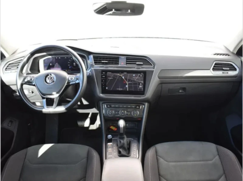 VW Tiguan Highline 2.0 TDI SCR 4MOTION DSG, снимка 10 - Автомобили и джипове - 48464228