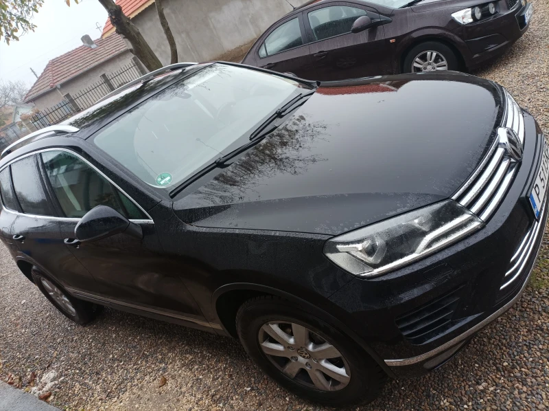 VW Touareg, снимка 2 - Автомобили и джипове - 48432063