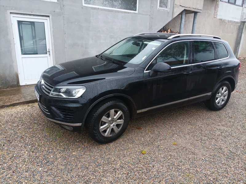 VW Touareg, снимка 1 - Автомобили и джипове - 48432063