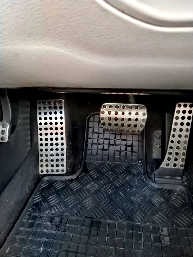 Mercedes-Benz GLK 320 CDI 4 Matic, снимка 9 - Автомобили и джипове - 51339560