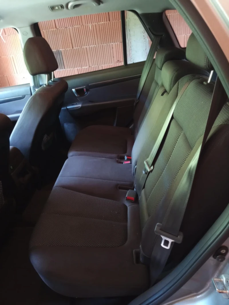 Hyundai Santa fe 2.2CRDI 4x4, снимка 16 - Автомобили и джипове - 51607684