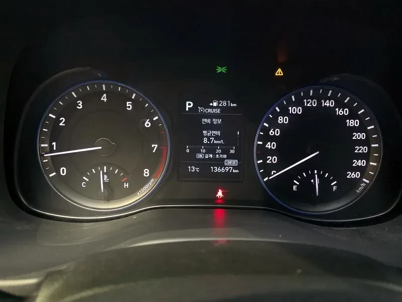 Hyundai Kona 1.6Т, снимка 8 - Автомобили и джипове - 54257130