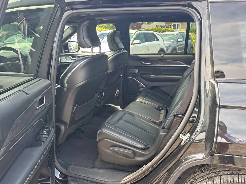 Jeep Grand cherokee * L Overland * ДИСТРОНИК * ОБДУХВАНЕ * CARFAX, снимка 12 - Автомобили и джипове - 55725123