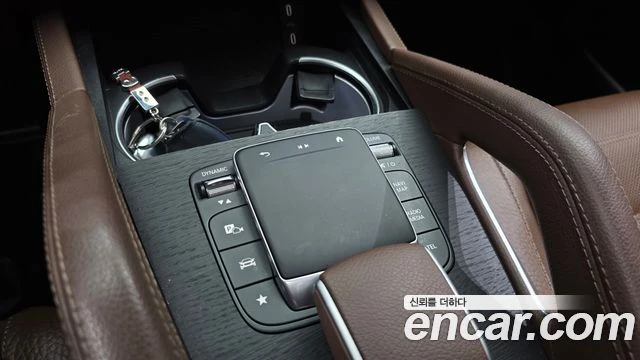 Mercedes-Benz GLE 450 AMG BURMASTER| DIST+ | HEAD UP| PANO| ВЪЗДУШНО, снимка 10 - Автомобили и джипове - 55888020