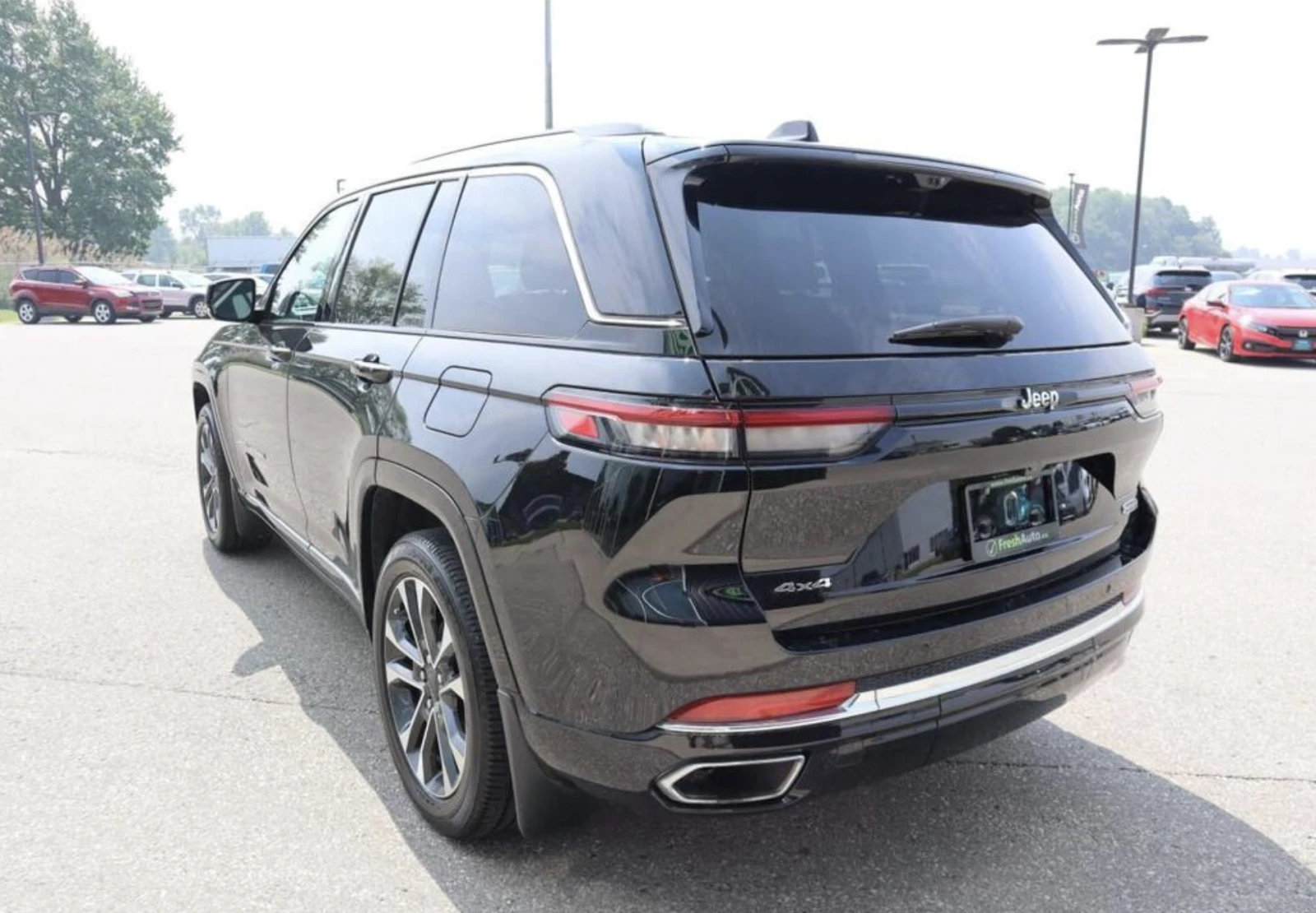 Jeep Grand cherokee 2022 Jeep Grand Cherokee Overland - изображение 4