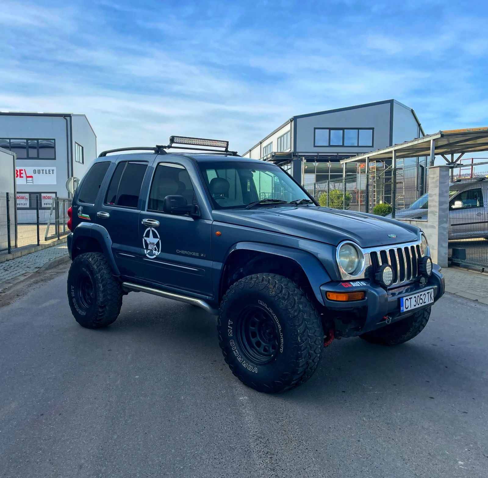 Jeep Cherokee 3.7 V6 | Mobile.bg � ����������� 2