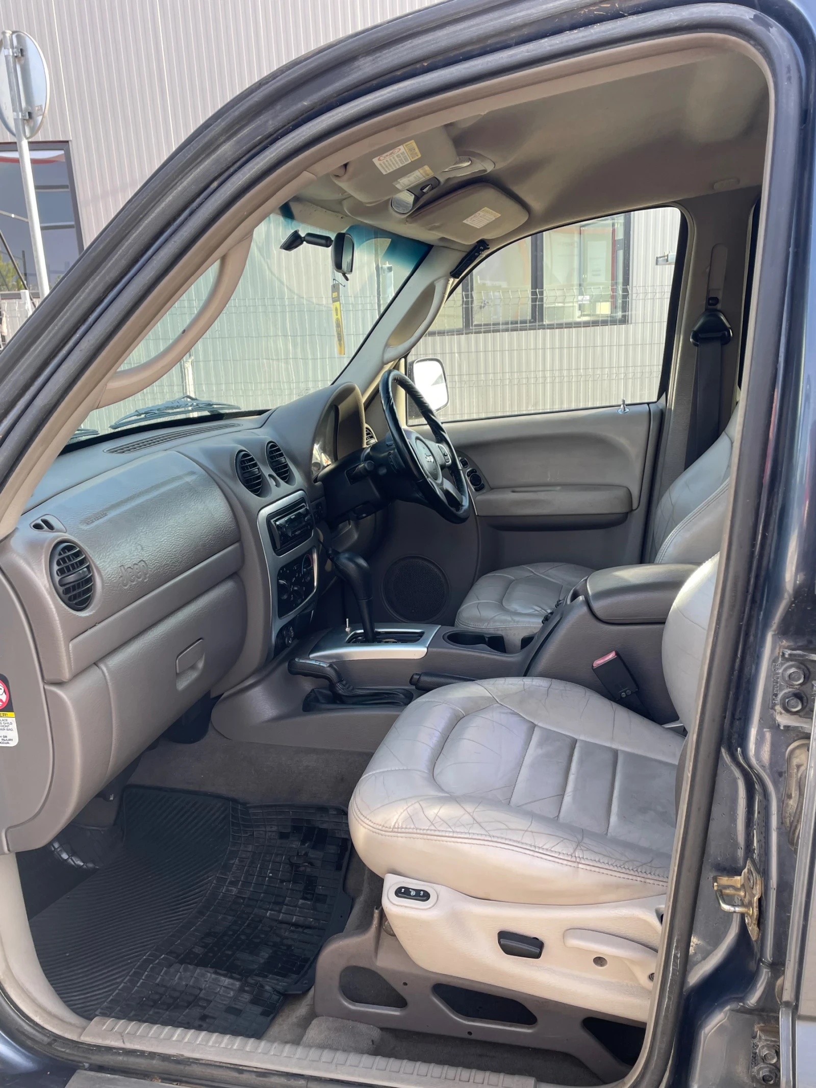 Jeep Cherokee 3.7 V6 | Mobile.bg � ����������� 6