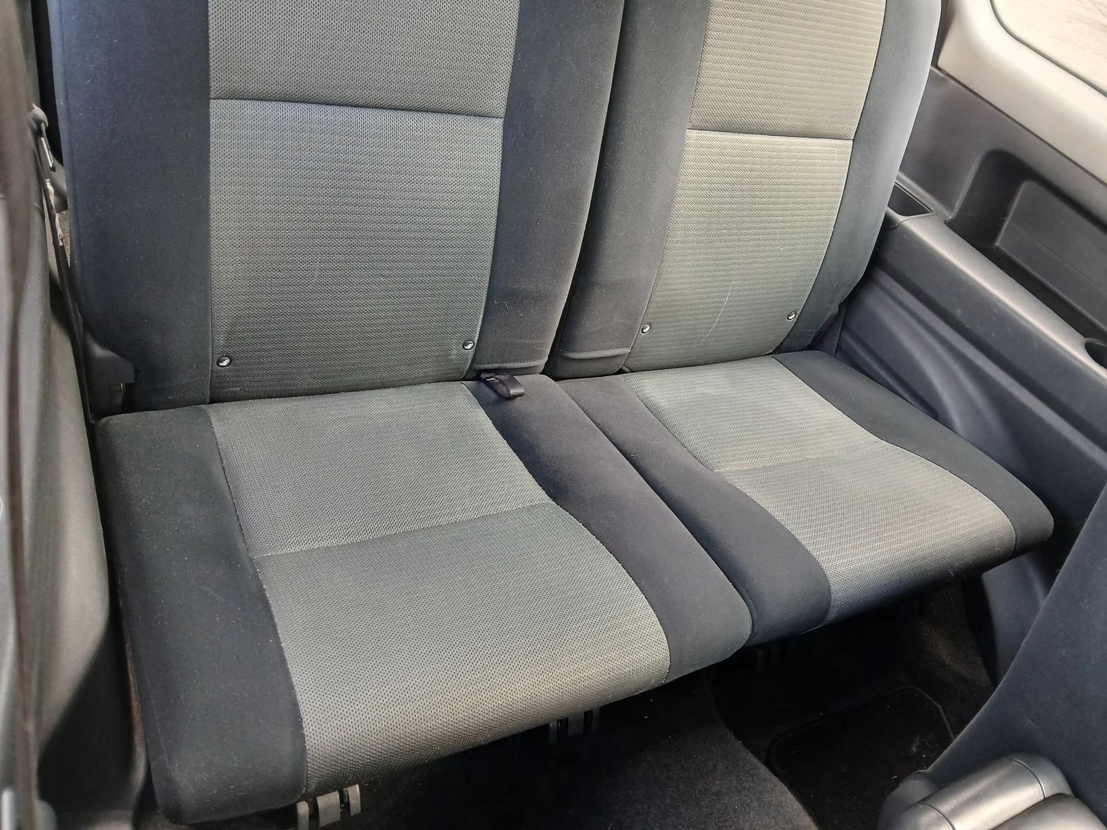 Suzuki Grand vitara 2.0 HDI, снимка 10 - Автомобили и джипове - 54083854