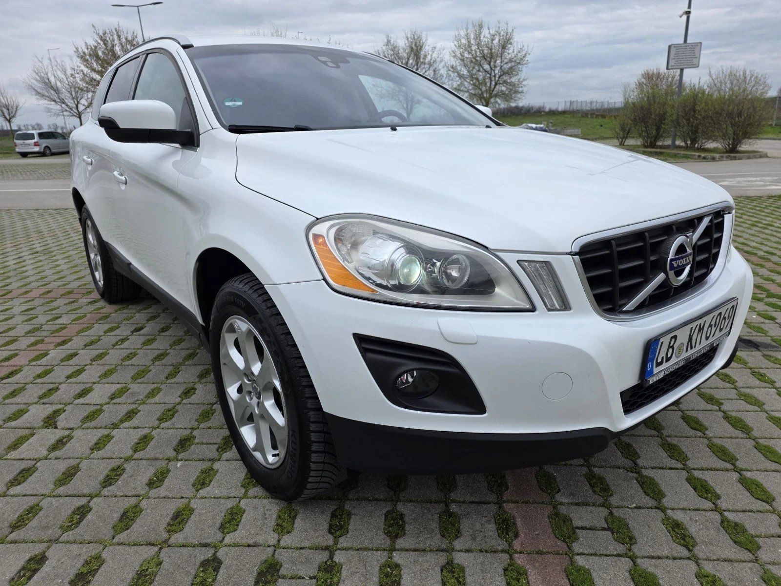 Volvo XC60 2.4 d5 175k.c �������� | Mobile.bg � ����������� 3