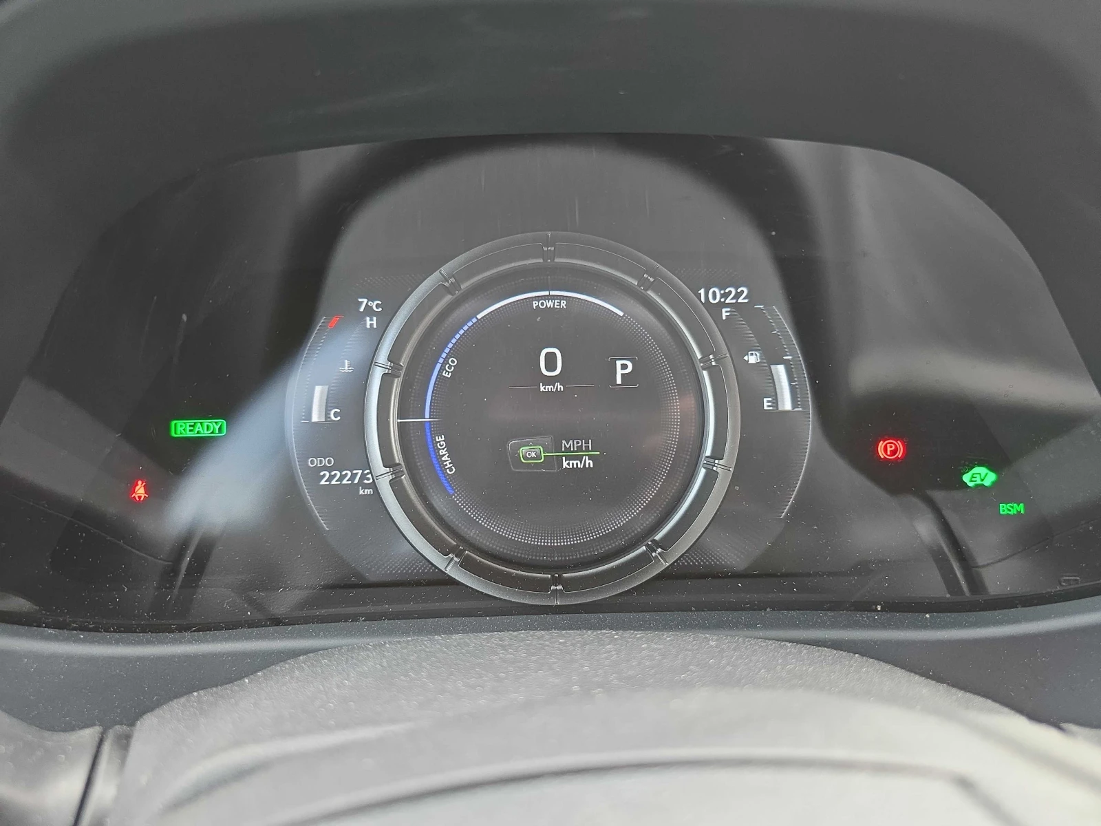 Lexus UX 250h F SPORT AWD* �������* ����* �.�����* CARPLAY | Mobile.bg � ����������� 11