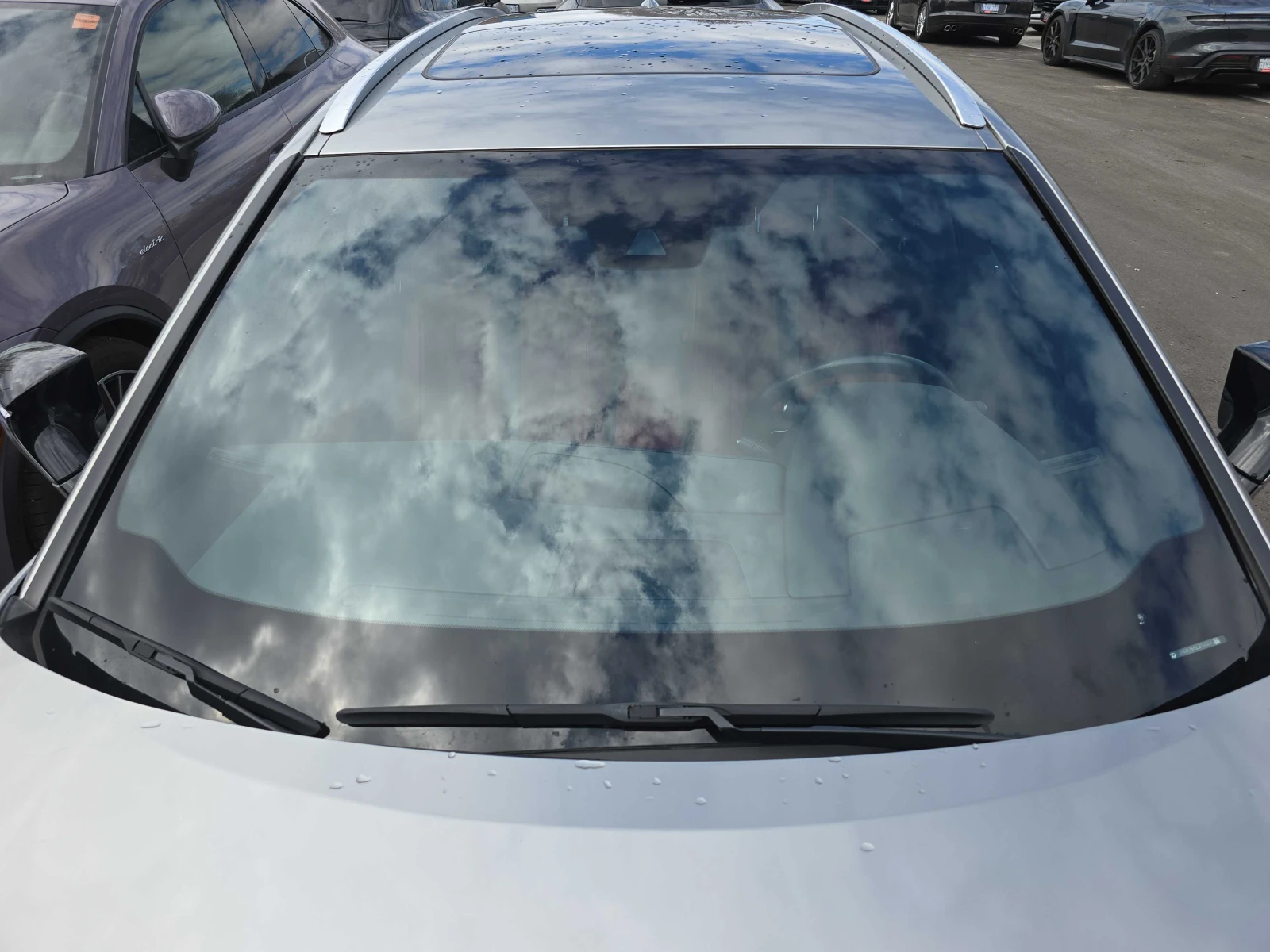 Lexus UX 250h F SPORT AWD* �������* ����* �.�����* CARPLAY | Mobile.bg � ����������� 7