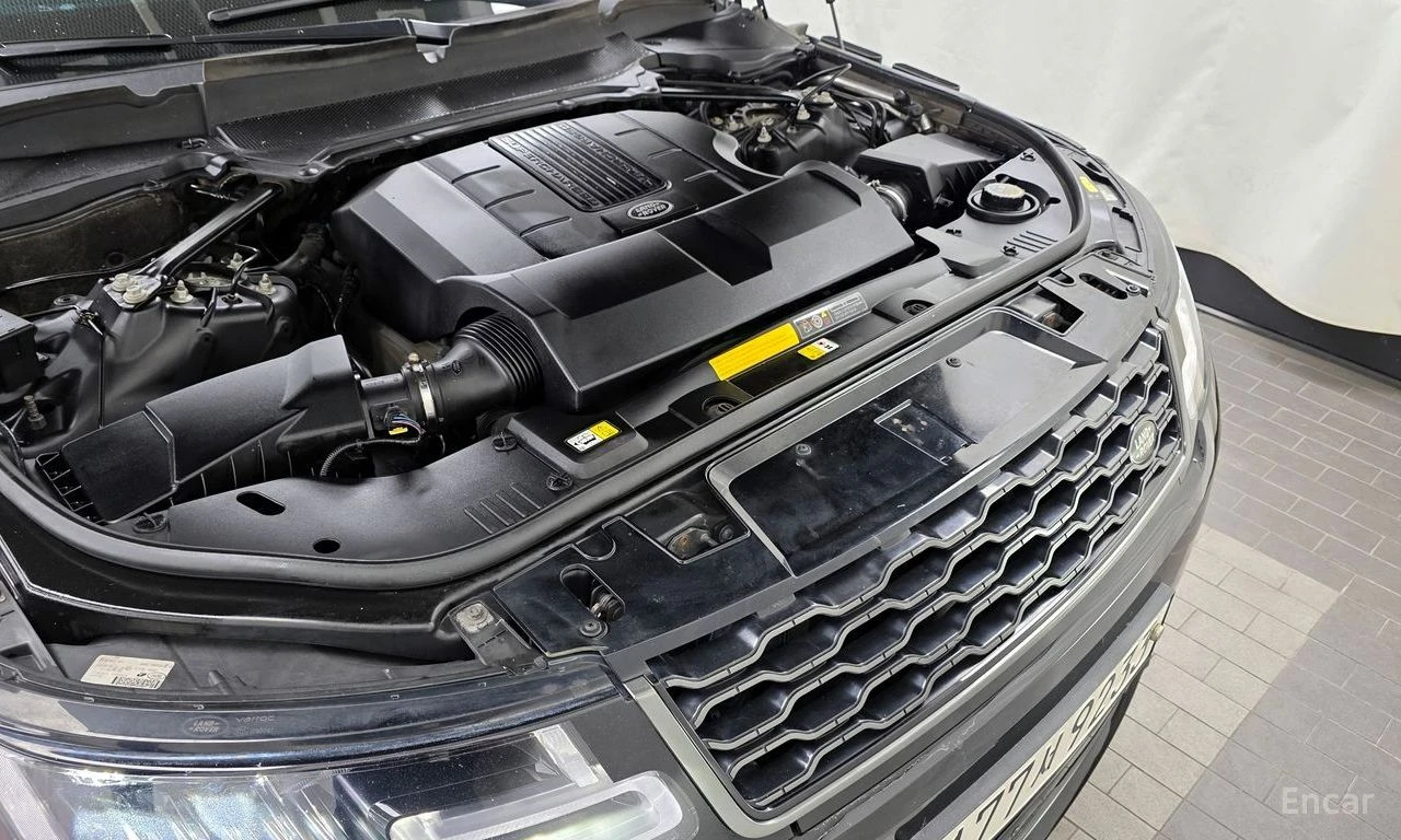 Land Rover Range Rover Sport 3.0* HSE* ОБДУХВАНЕ* ХЕДЪП* LANE* ASSIST* ПАНОРАМА, снимка 17 - Автомобили и джипове - 54820787