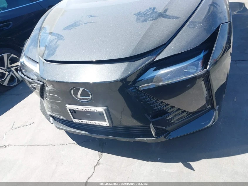 Lexus RZ 300E, снимка 13 - Автомобили и джипове - 55121512