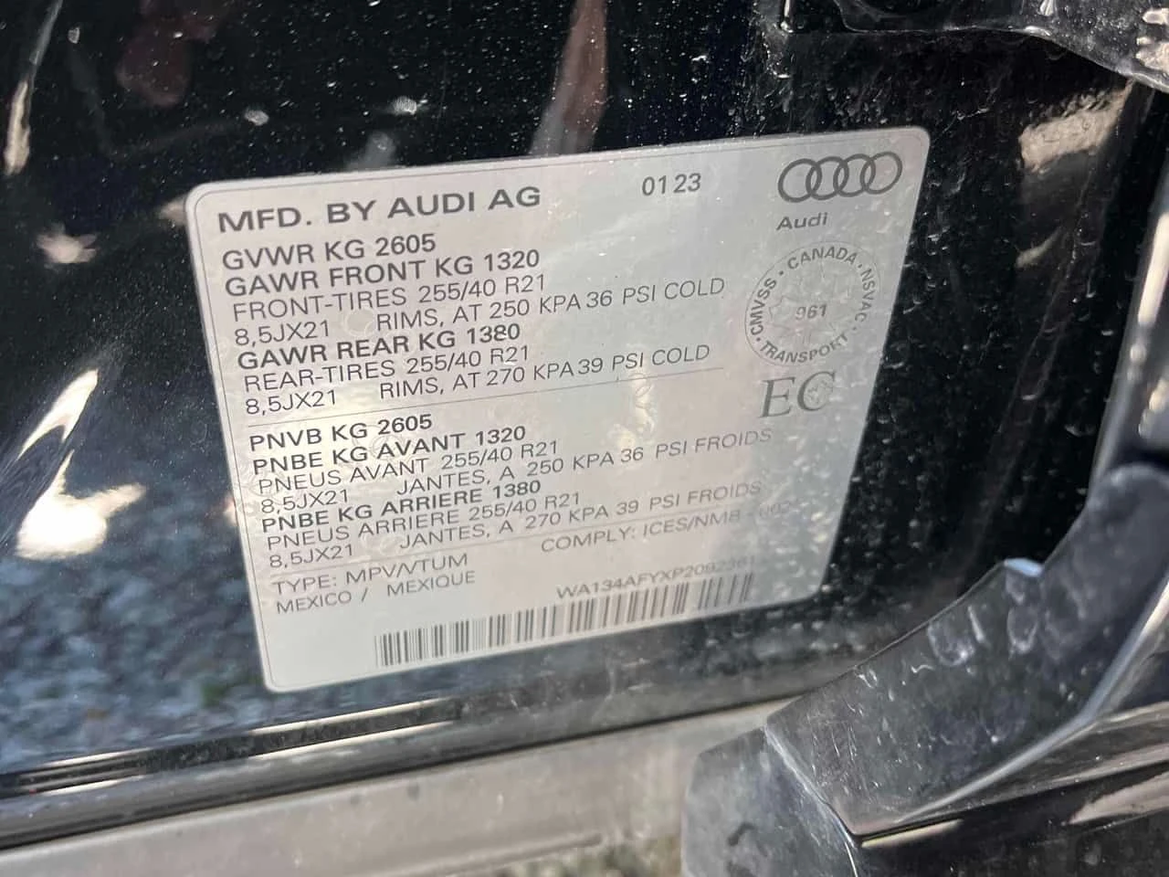 Audi SQ5 * Technik * CARFAX * БЕЗ ПЪРВОНАЧАЛНА ВНОСКА, снимка 11 - Автомобили и джипове - 55343870