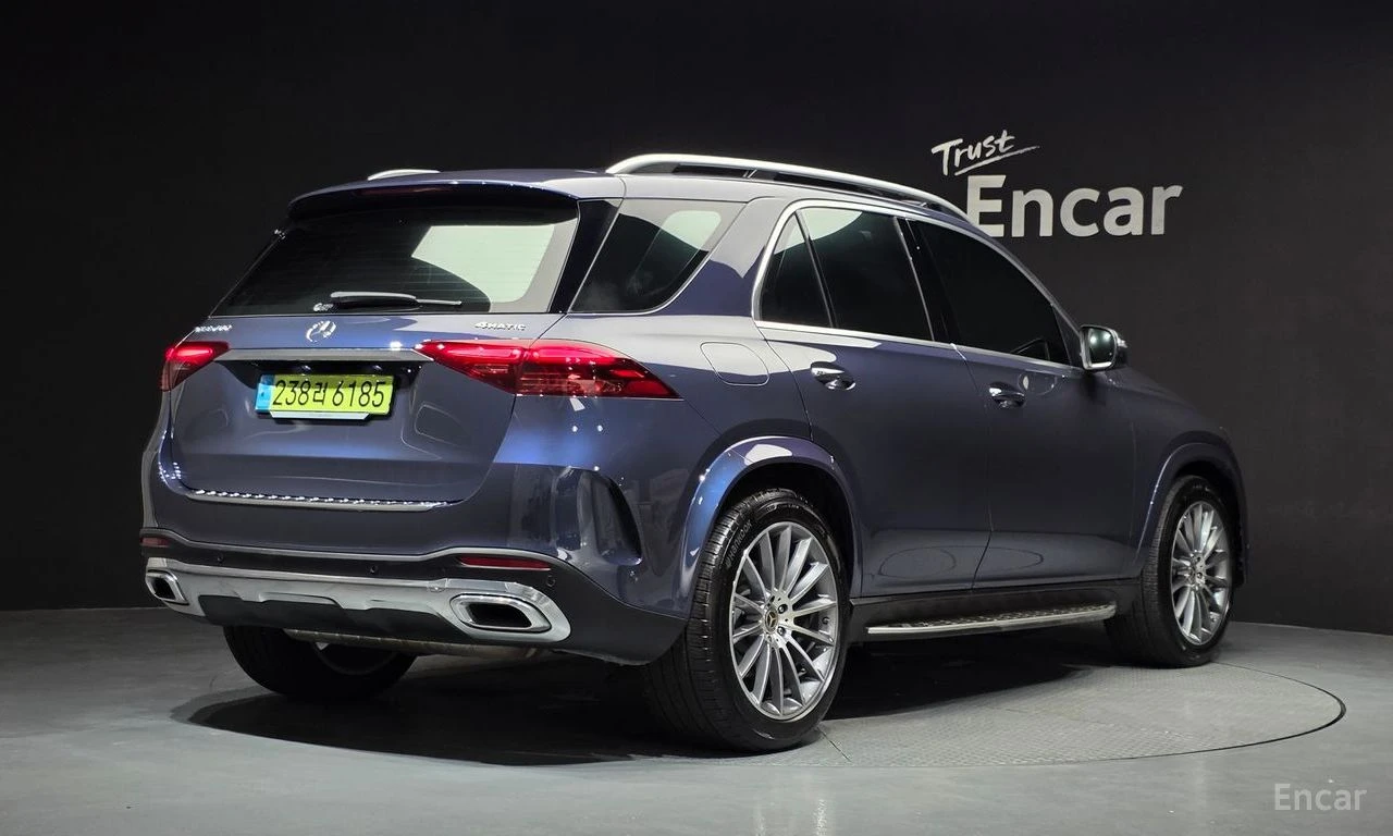 Mercedes-Benz GLE 450 AMG BURMASTER| DIST+ | HEAD UP| PANO| ВЪЗДУШНО, снимка 2 - Автомобили и джипове - 55888020