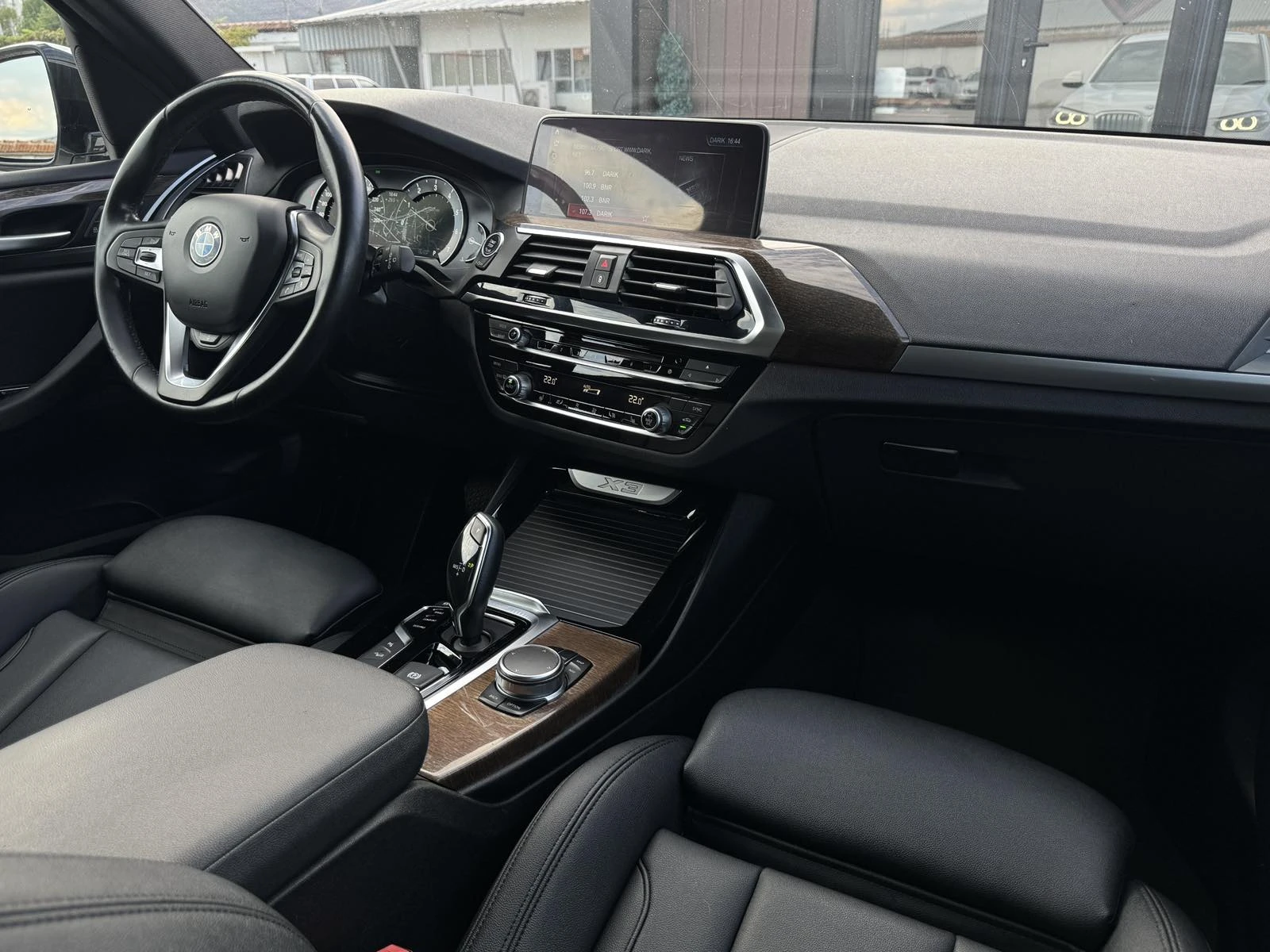 BMW X3 30i* Xdrive* X-LINE , снимка 9 - Автомобили и джипове - 56140434