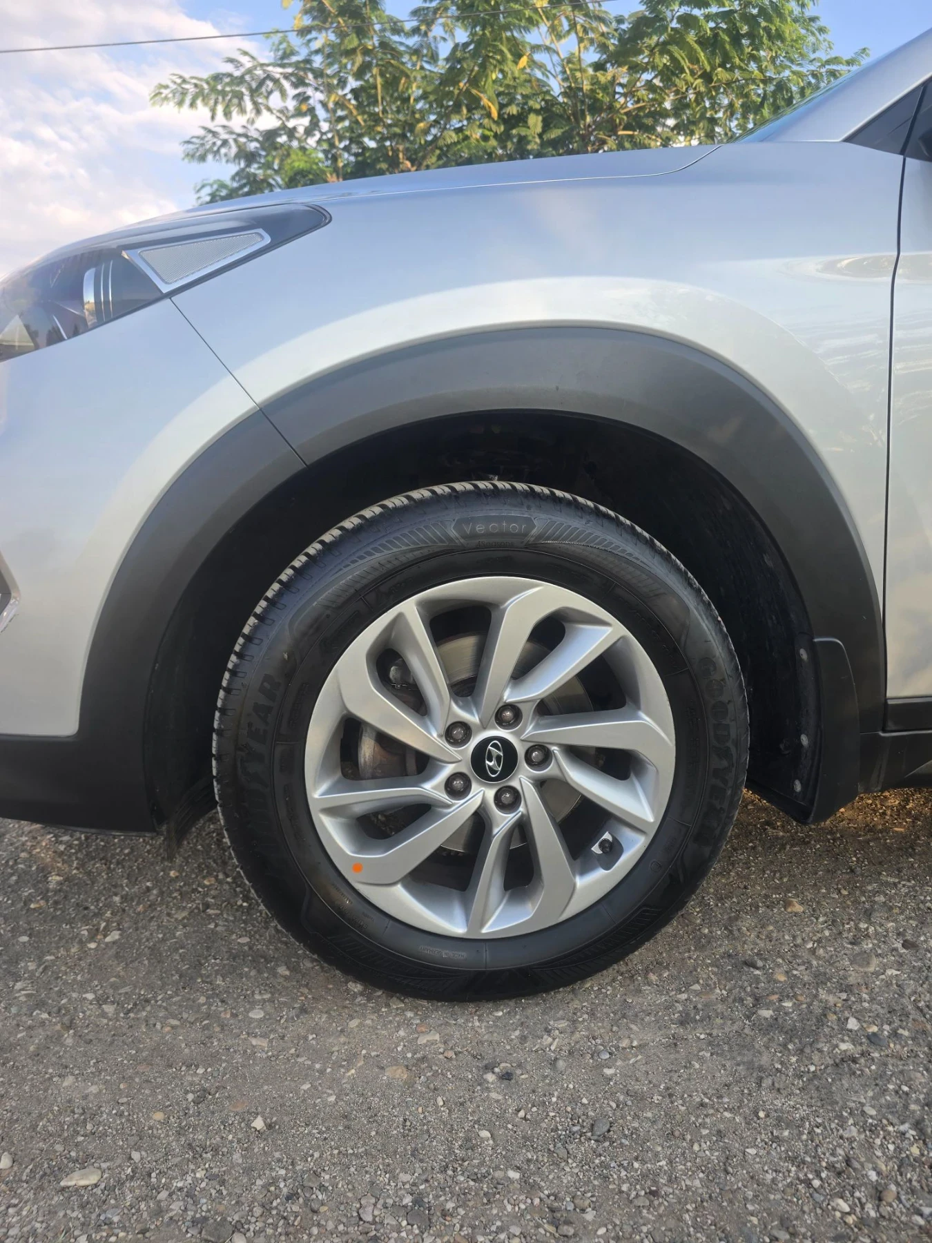 Hyundai Tucson | Mobile.bg � ����������� 10